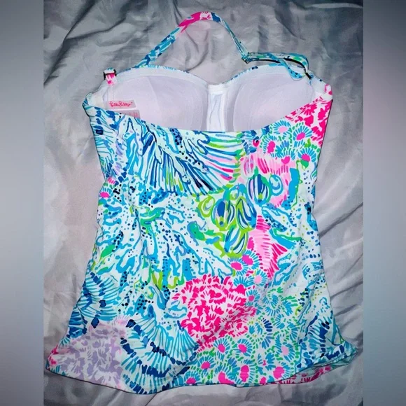 Size 2 Lilly Pulitzer swim. - Picture 2 of 5